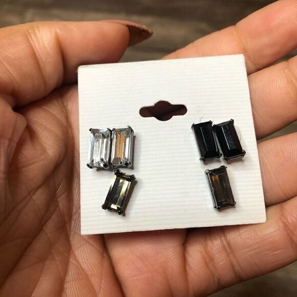 2/$20 3 Pack Pair of Studs - Picture 1 of 5